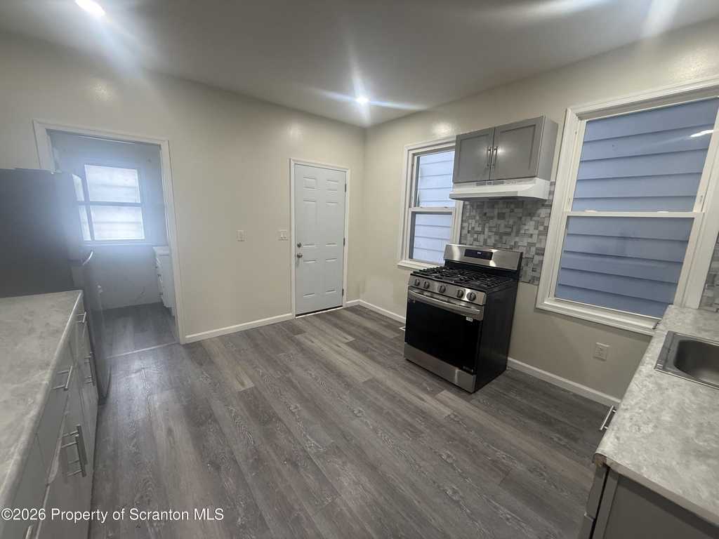 216 Horton Street - Photo 2
