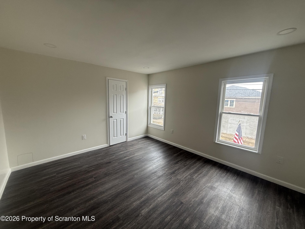 216 Horton Street - Photo 9