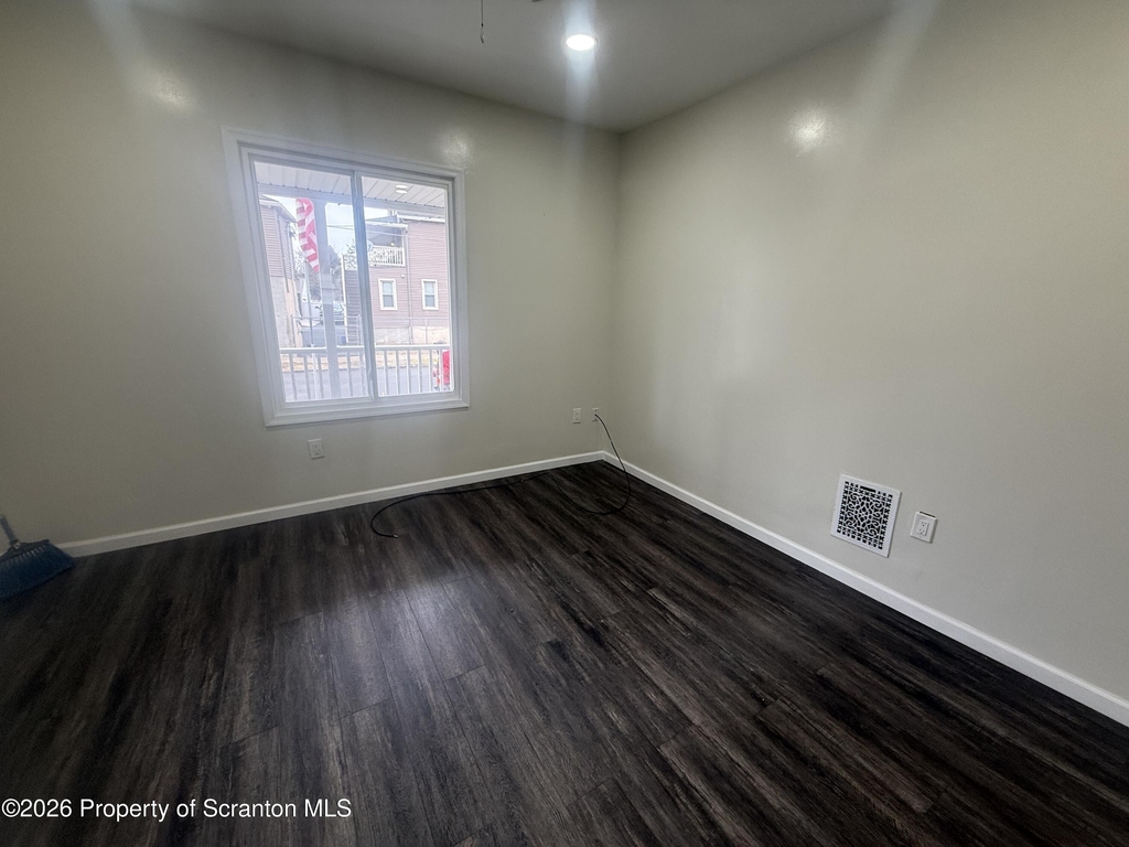 216 Horton Street - Photo 4