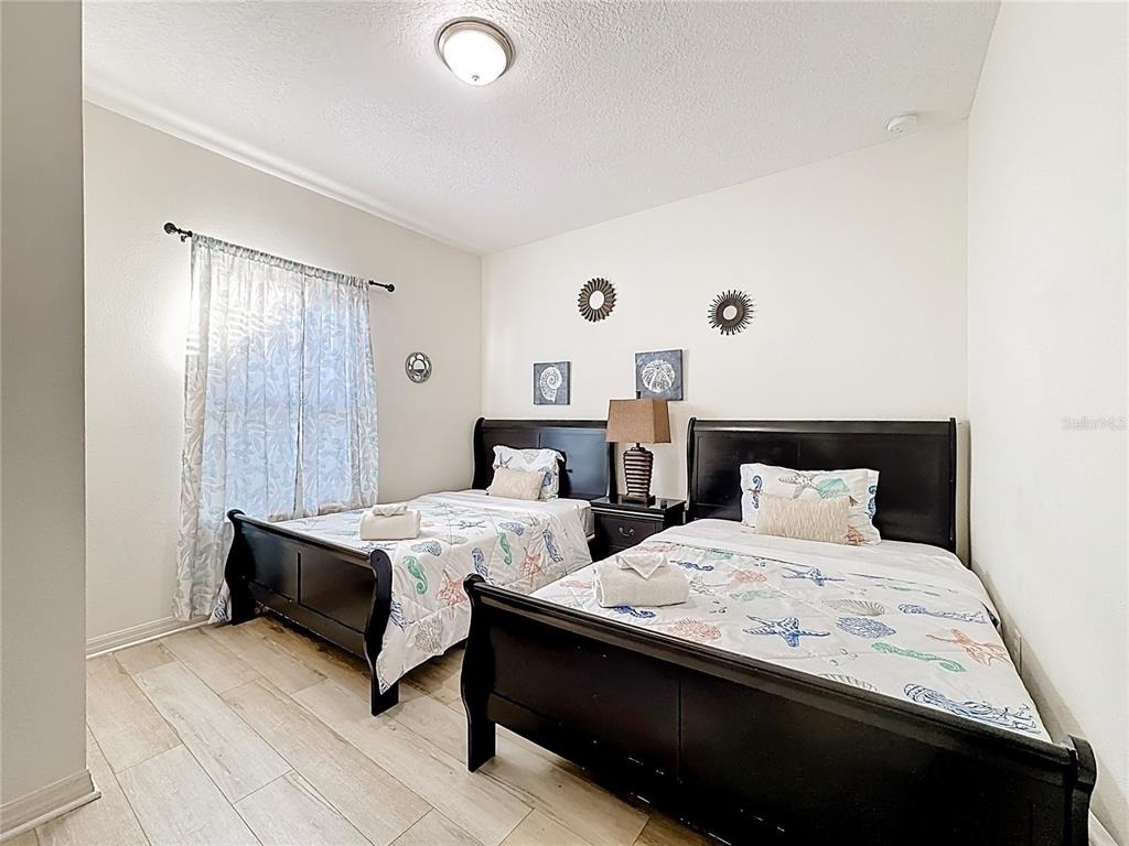 8986 Shine Drive - Photo 12
