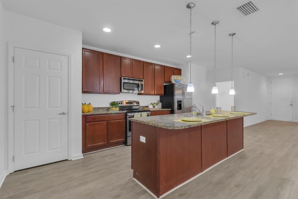 2943 Casabella Drive - Photo 2