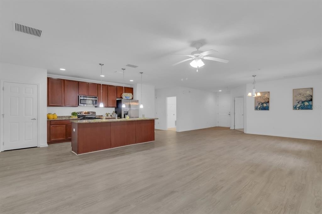 2943 Casabella Drive - Photo 4