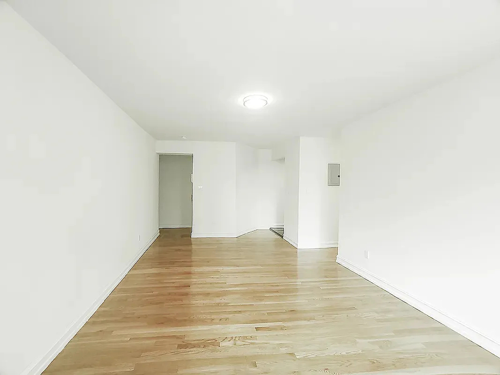 East 36th Street/ 3rd ave - Photo 3