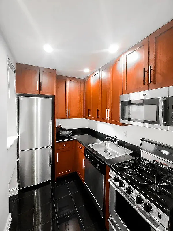 East 36th Street/ 3rd ave - Photo 2