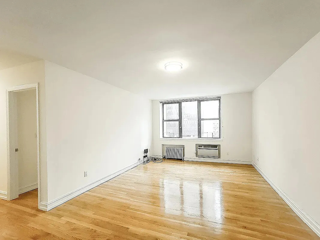 East 36th Street/ 3rd ave - Photo 1