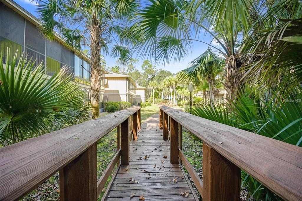 120 Hibiscus Woods Court - Photo 1
