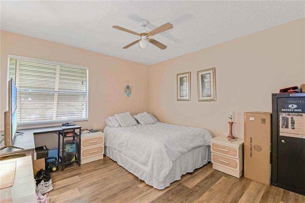 120 Hibiscus Woods Court - Photo 15