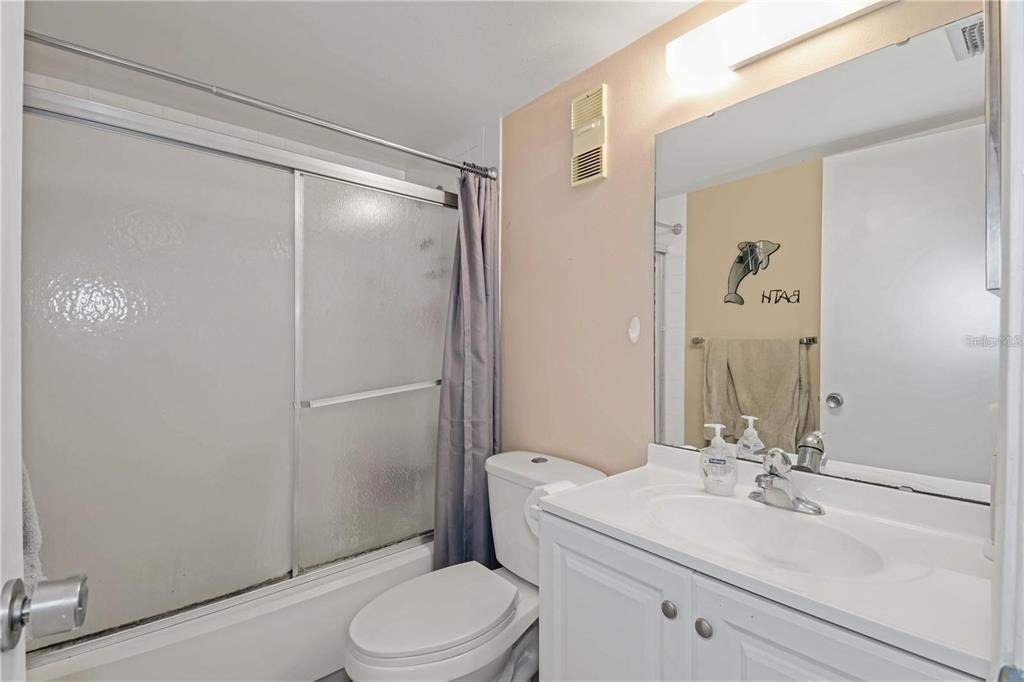 120 Hibiscus Woods Court - Photo 16