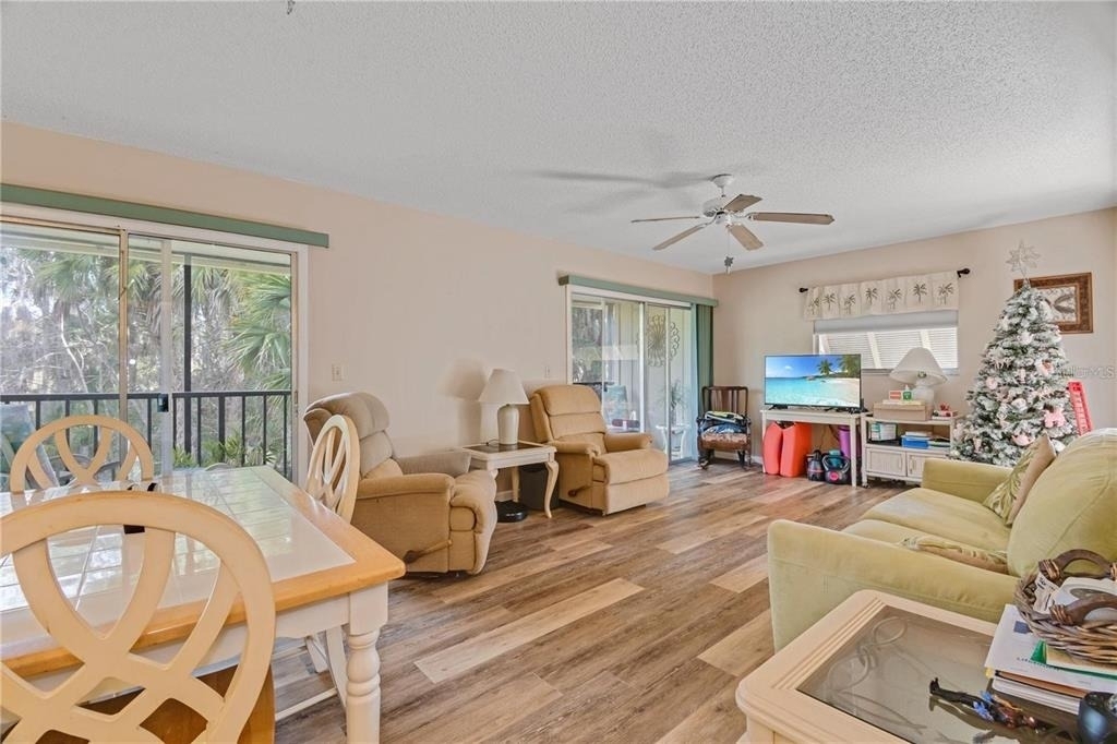 120 Hibiscus Woods Court - Photo 13