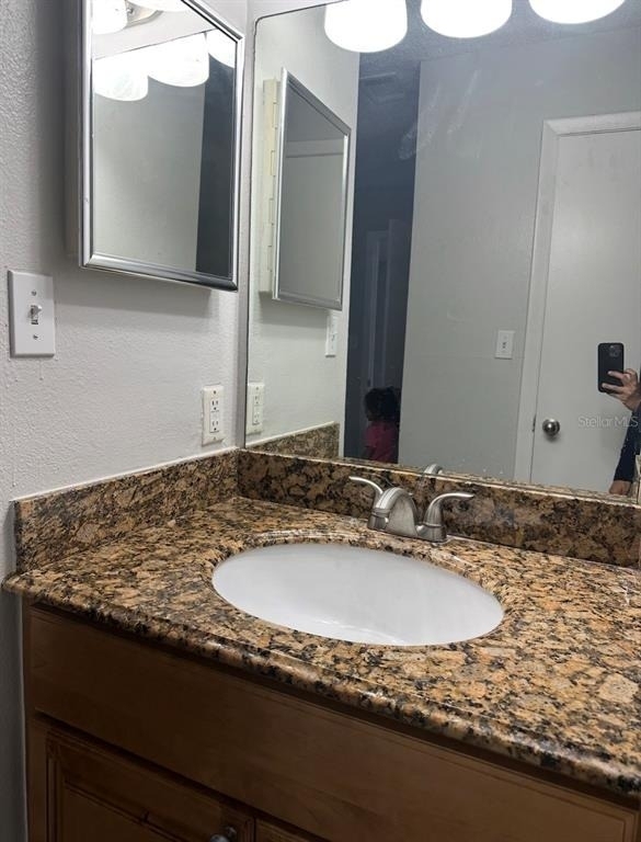 224 Afton Square - Photo 10