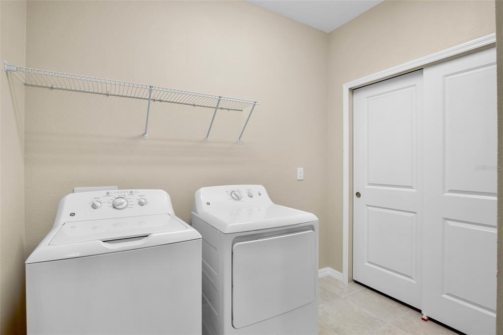 5425 Cicerone Street - Photo 20