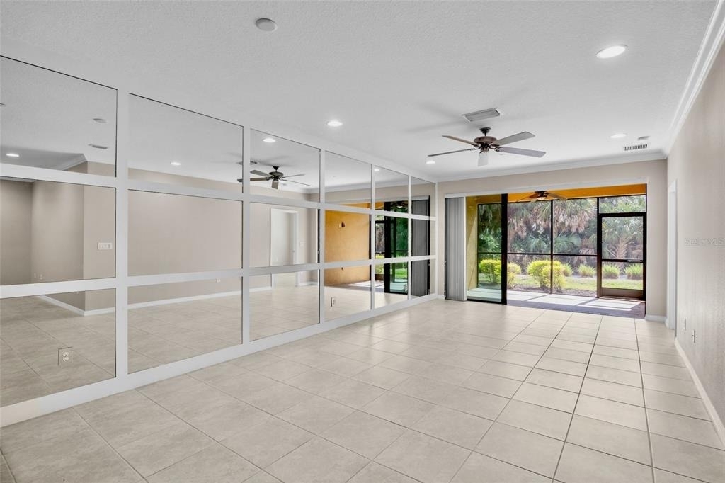 5425 Cicerone Street - Photo 10