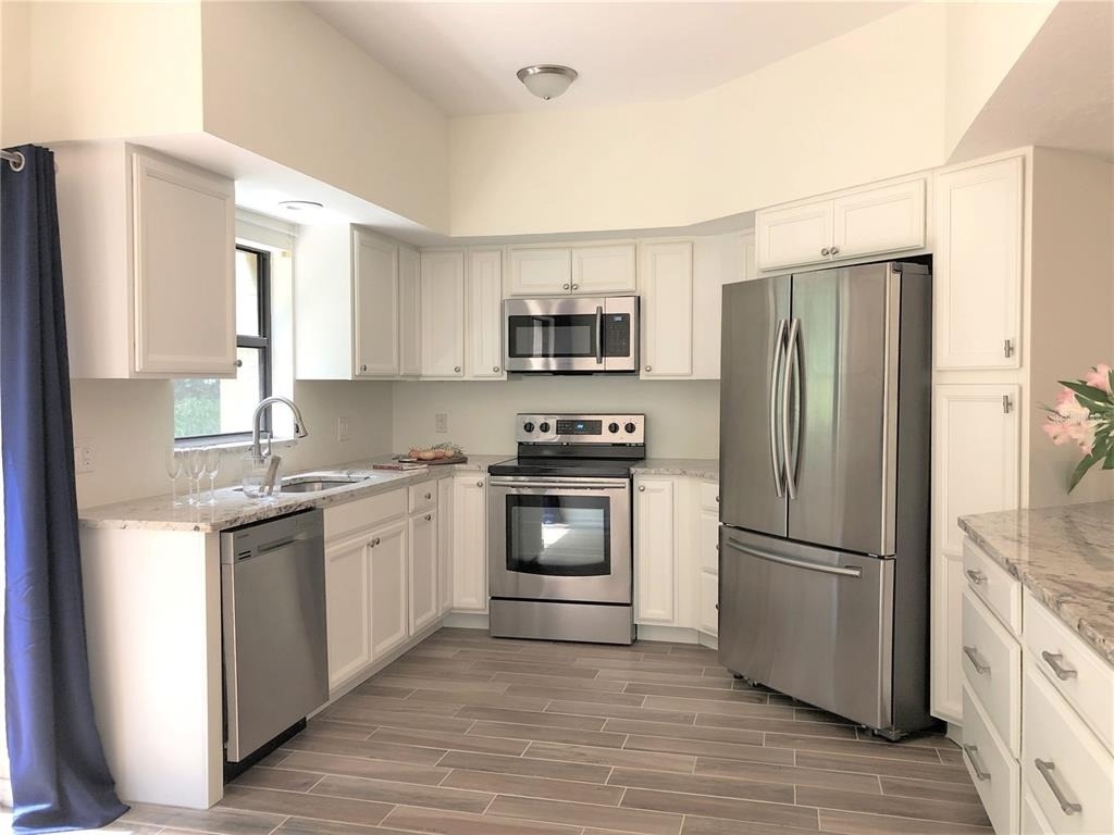 1664 Starling Drive - Photo 4