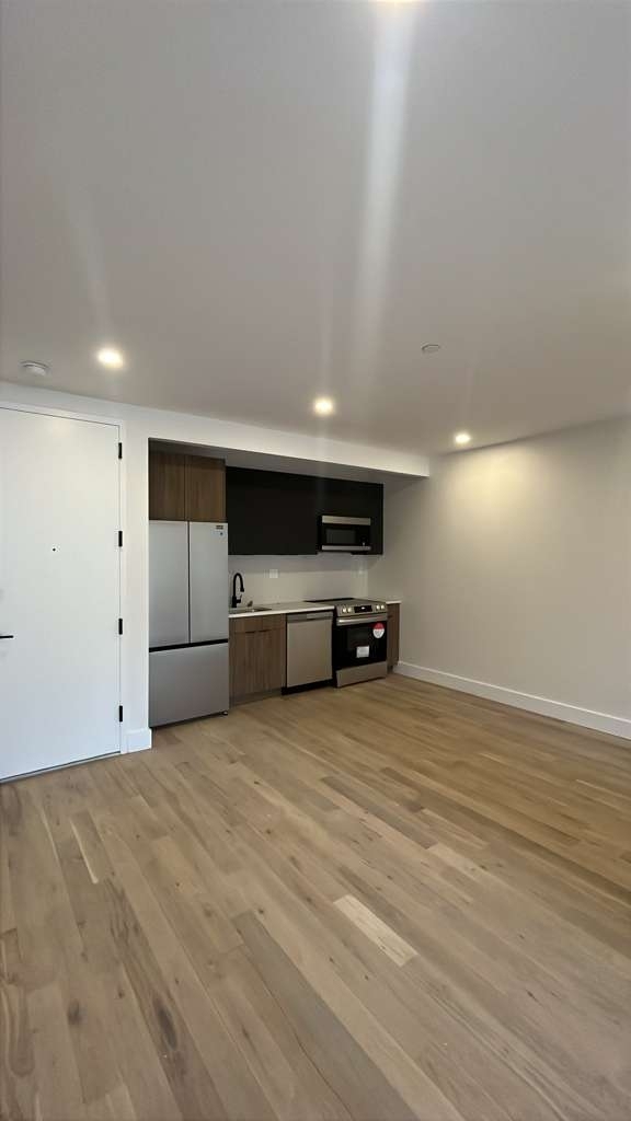 105 Moore Street - Photo 7