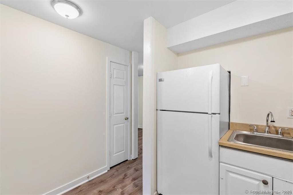 86 Howe Street - Photo 11