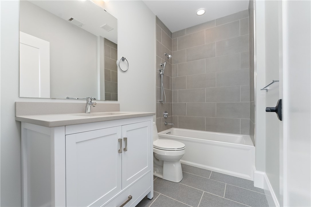 350 Oliver Avenue - Photo 17