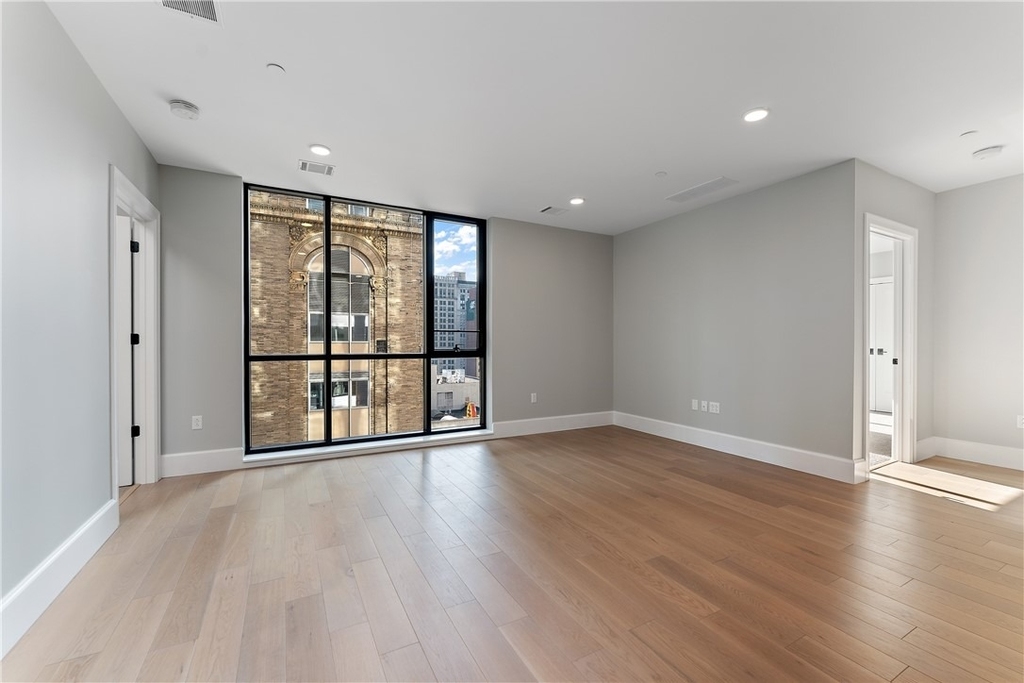 350 Oliver Avenue - Photo 20
