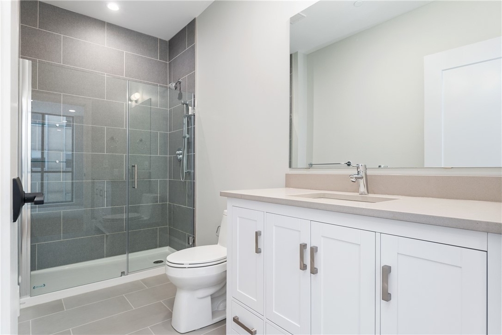 350 Oliver Avenue - Photo 9