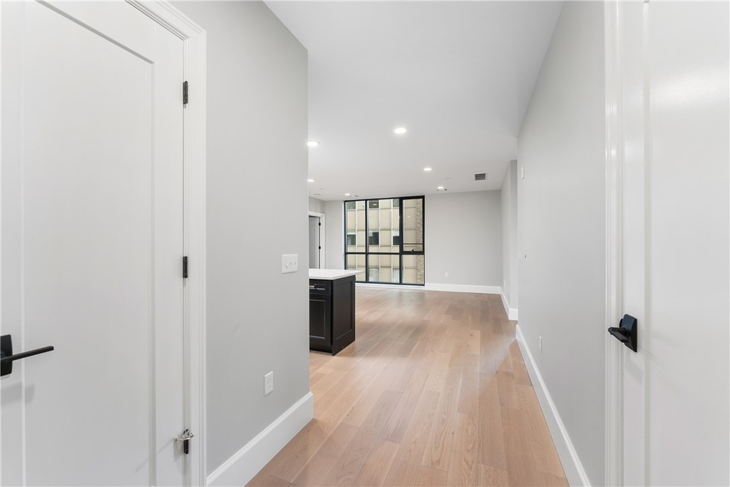350 Oliver Avenue - Photo 15