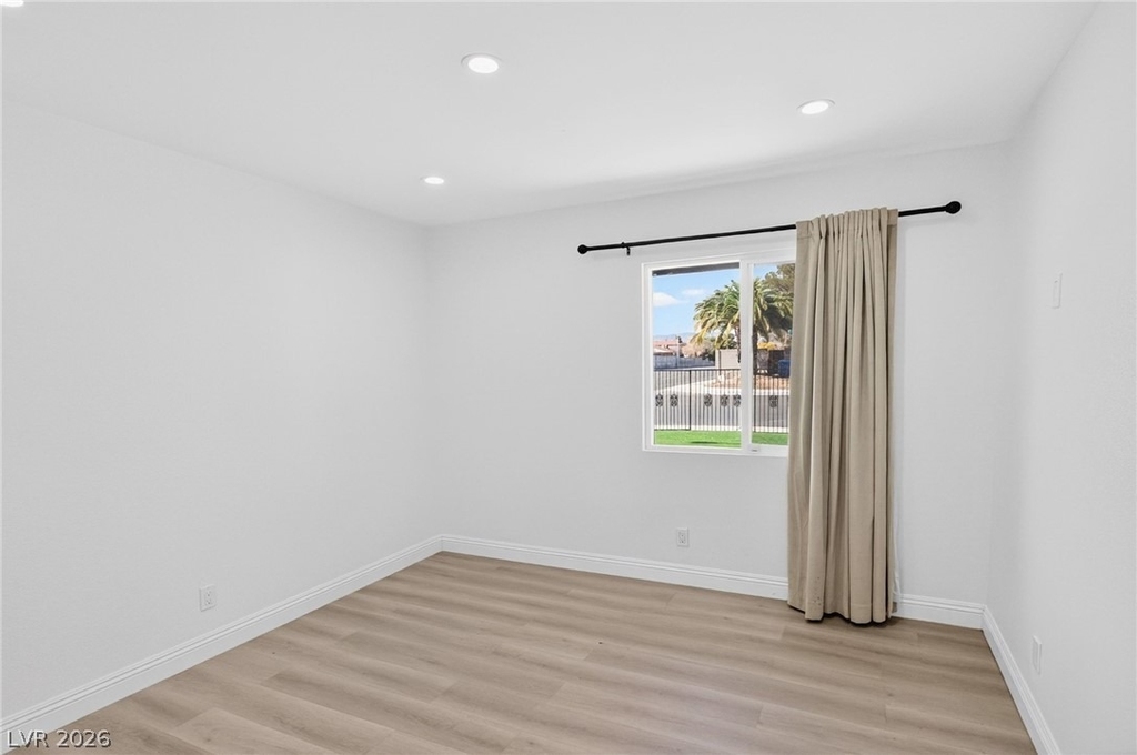 5270 Sepulveda Boulevard - Photo 8