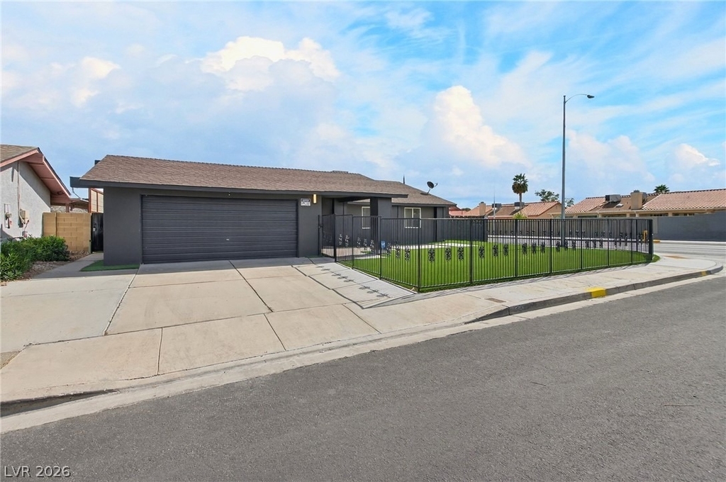 5270 Sepulveda Boulevard - Photo 1