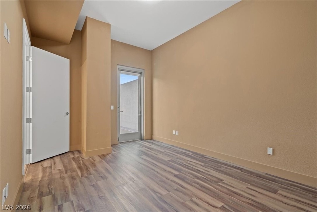 360 E Desert Inn Road - Photo 28