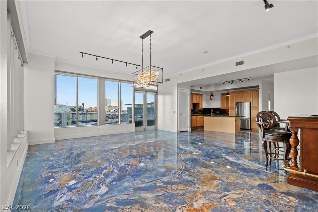 360 E Desert Inn Road - Photo 8