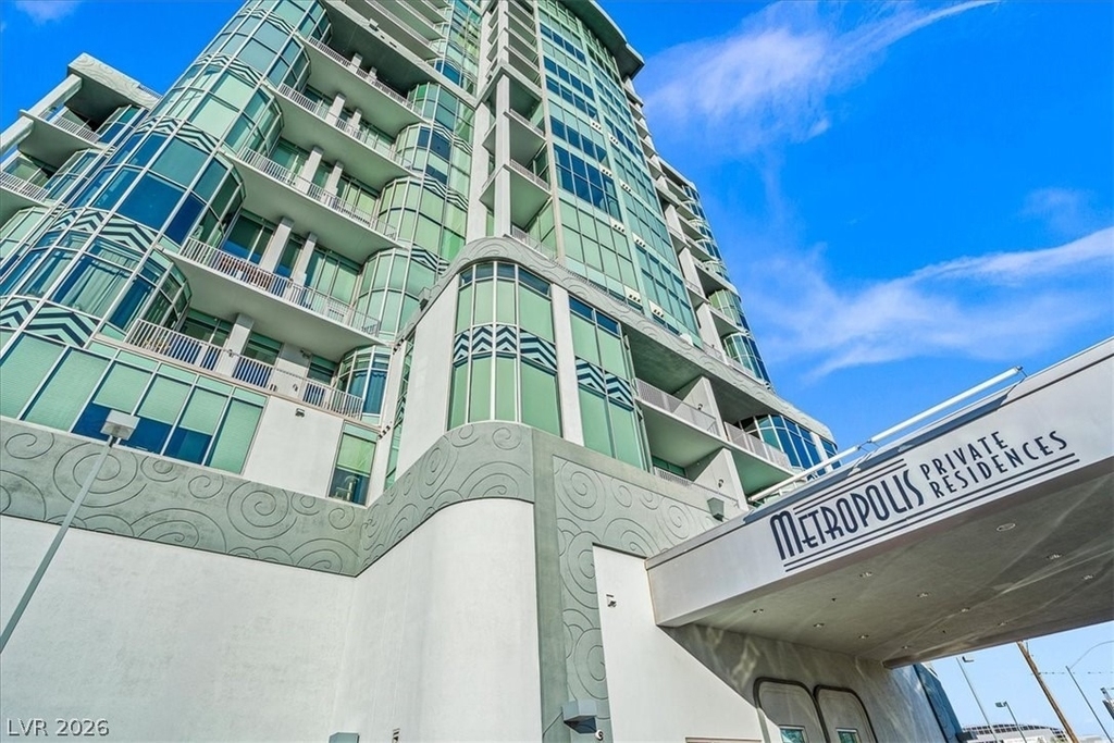 360 E Desert Inn Road - Photo 0