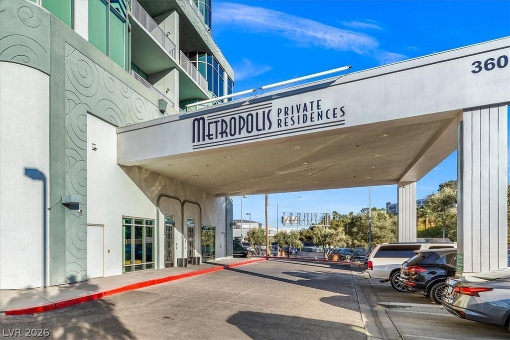 360 E Desert Inn Road - Photo 2
