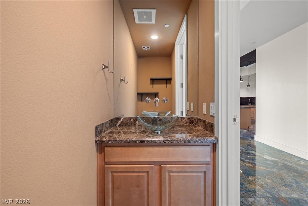 360 E Desert Inn Road - Photo 32