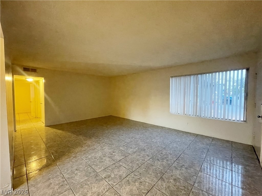 3217 Arlene Way - Photo 3