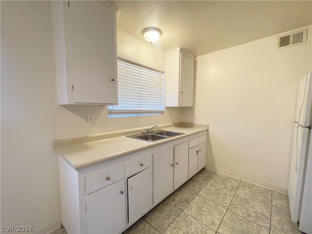 3217 Arlene Way - Photo 10