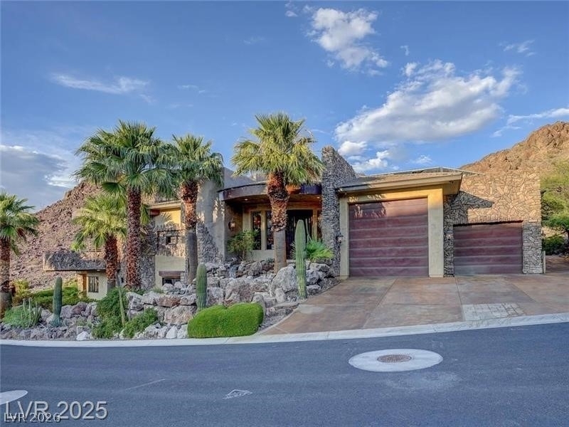 1608 Liege Drive - Photo 0