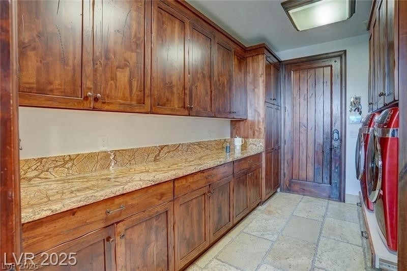 1608 Liege Drive - Photo 32