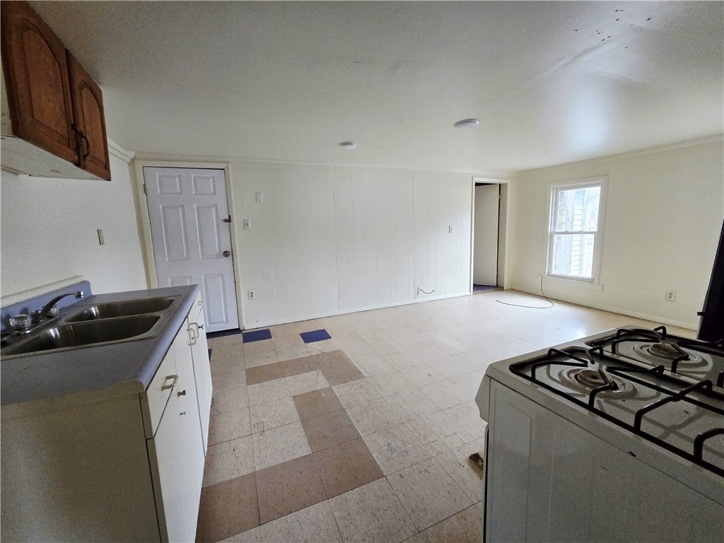 130 E Elisha Street - Photo 1