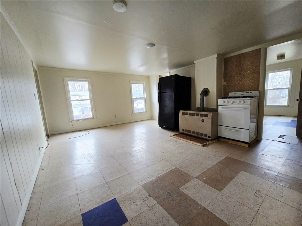 130 E Elisha Street - Photo 2