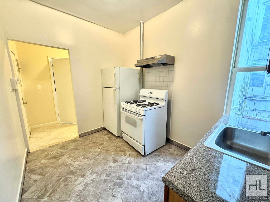 78 Street - Photo 5