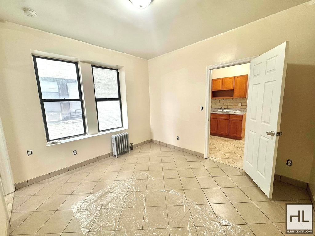 85 Street - Photo 1