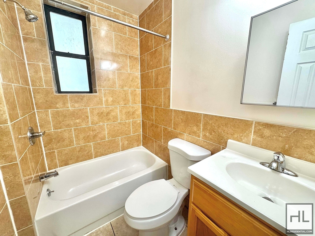 85 Street - Photo 5