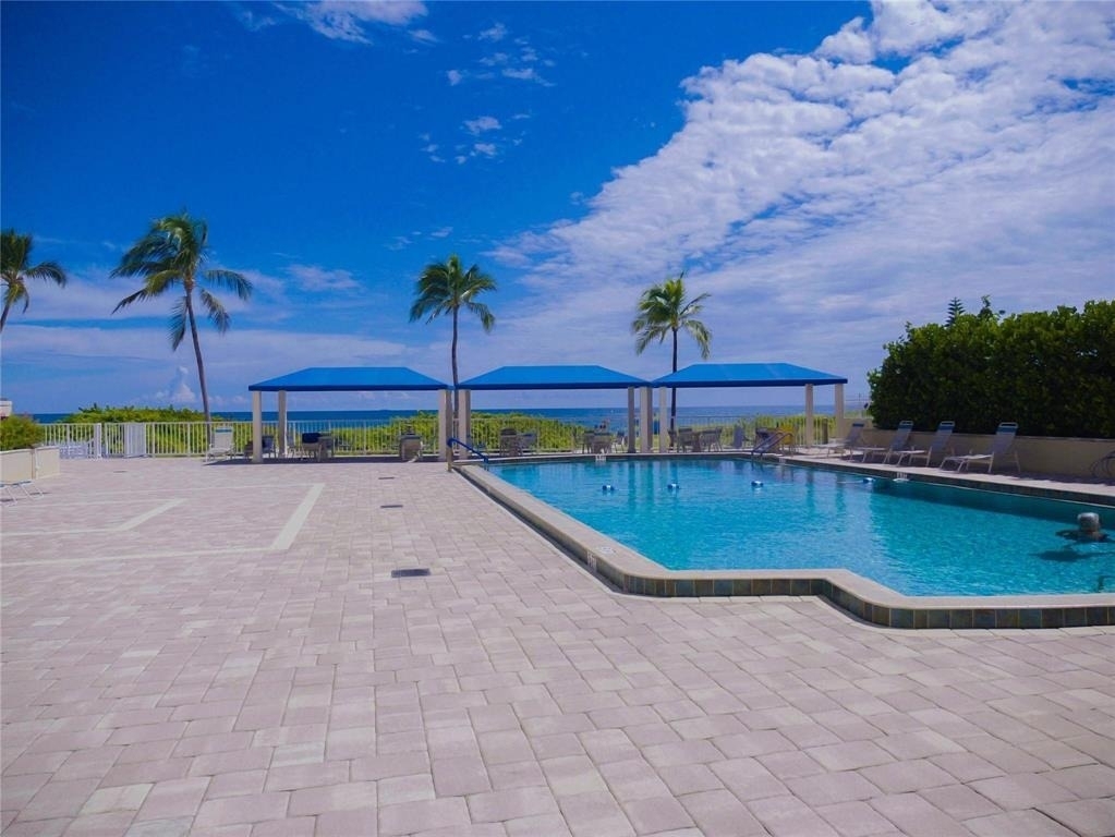 2000 S Ocean Boulevard - Photo 16