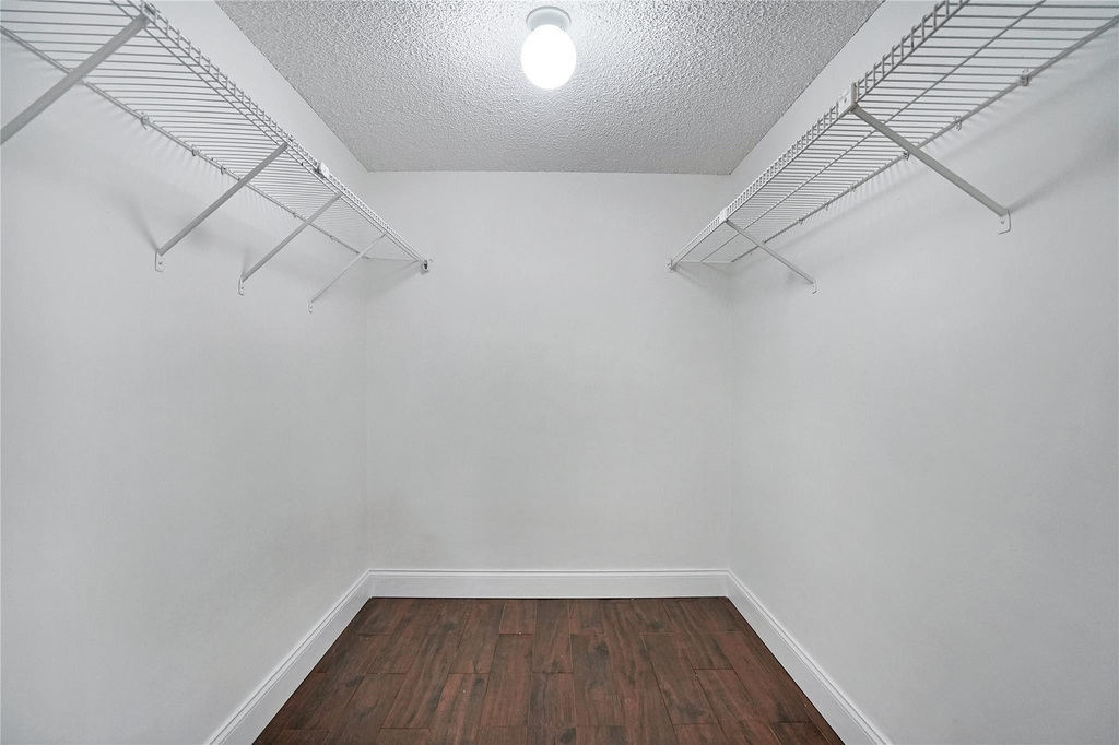 109 Lake Emerald Drive - Photo 20