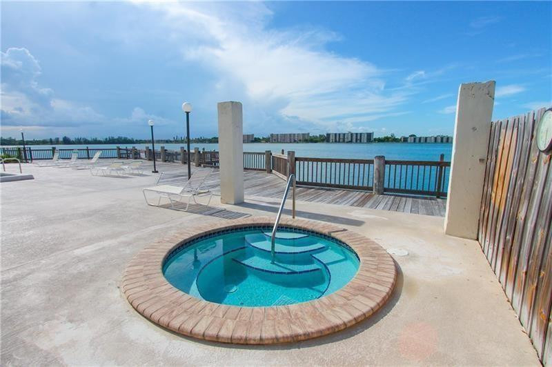 109 Lake Emerald Drive - Photo 36