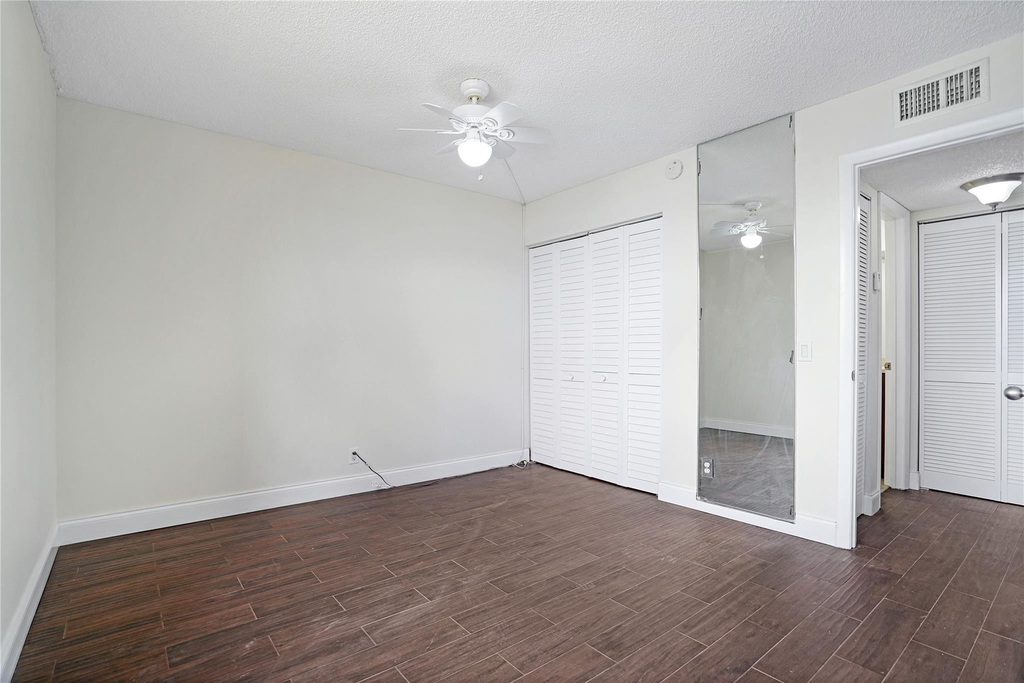 109 Lake Emerald Drive - Photo 26