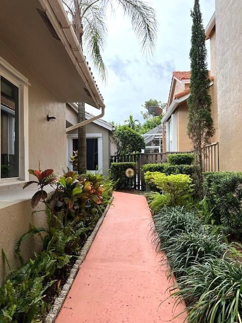 10110 Nw 5th Street - Photo 2