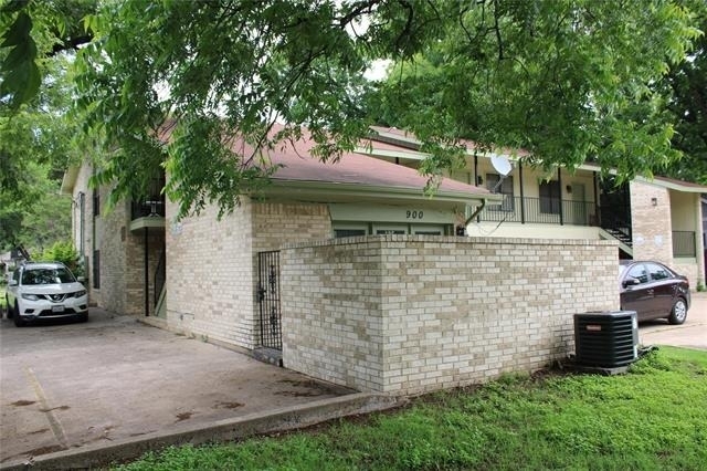 900 N Austin Street - Photo 12