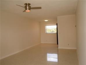 270 Ne 40th Street - Photo 6