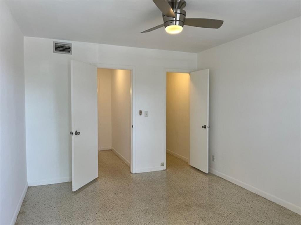 270 Ne 40th Street - Photo 7