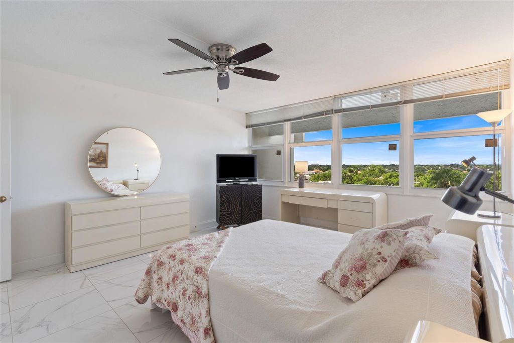 4280 Galt Ocean Drive - Photo 22