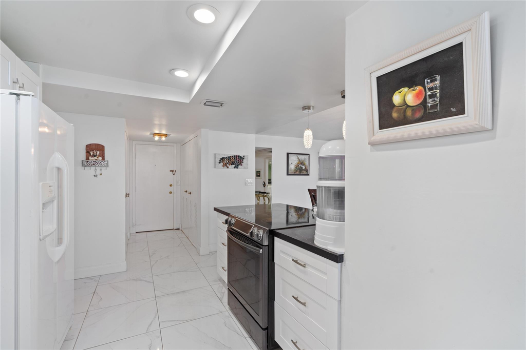 4280 Galt Ocean Drive - Photo 10