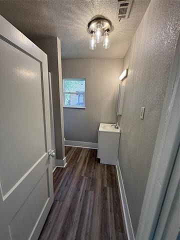 705 E 9th Street - Photo 26